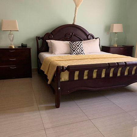Lakepoint Villa Entebbe Ngoại thất bức ảnh