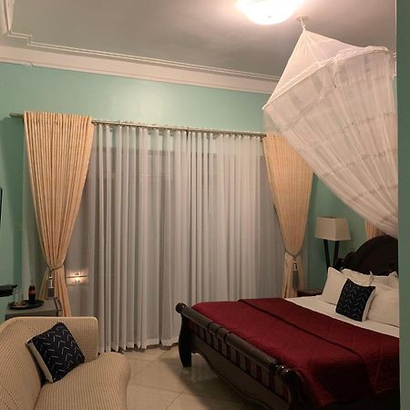 Lakepoint Villa Entebbe Ngoại thất bức ảnh