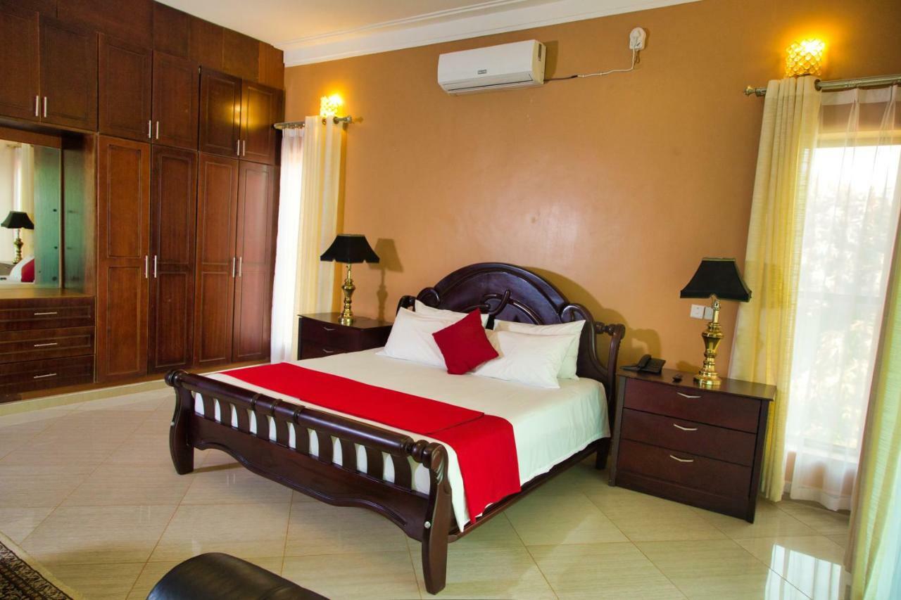 Lakepoint Villa Entebbe Ngoại thất bức ảnh