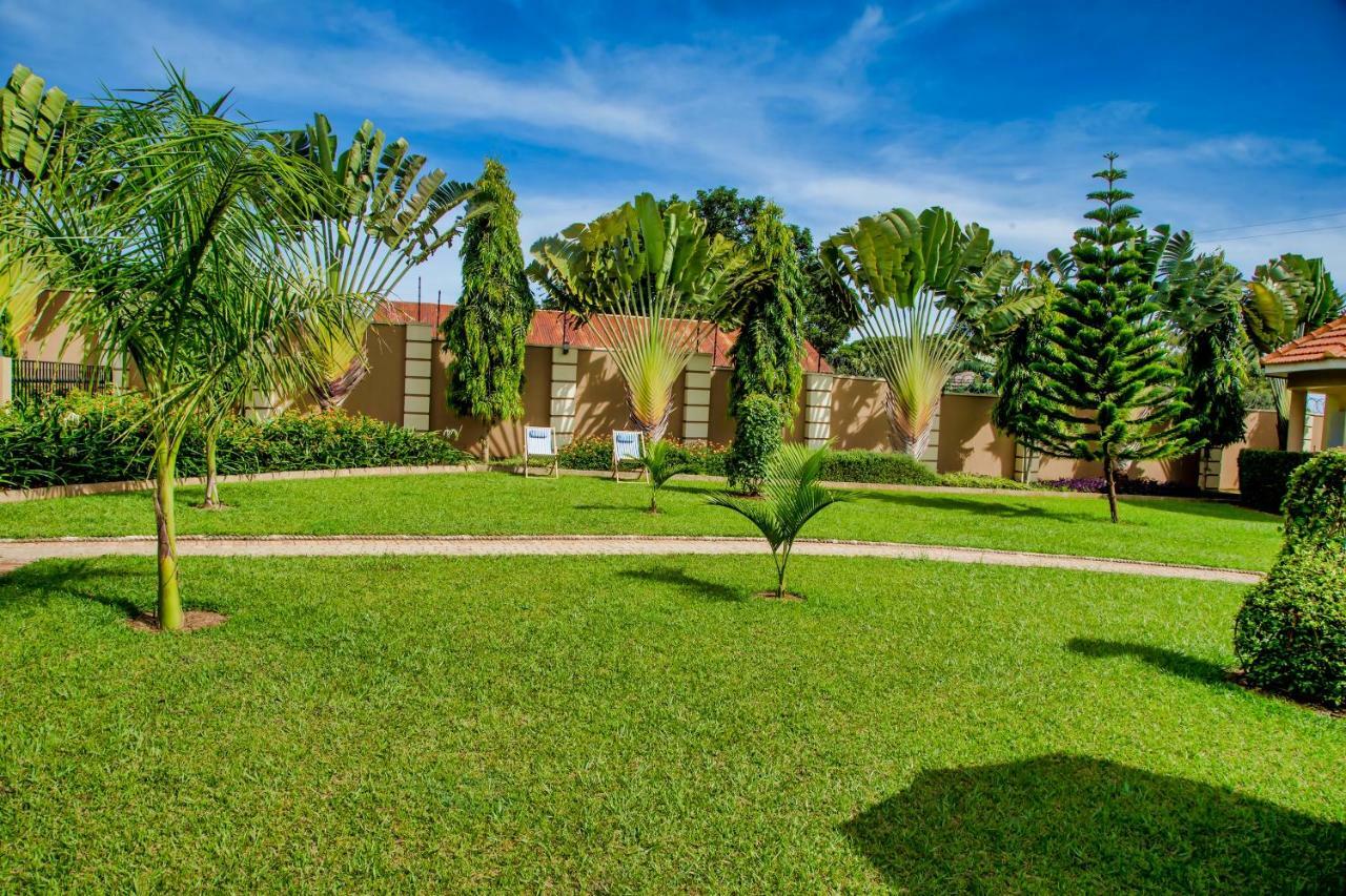 Lakepoint Villa Entebbe Ngoại thất bức ảnh